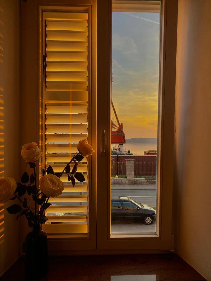 Apartment Augusto - Sea view Pola Esterno foto