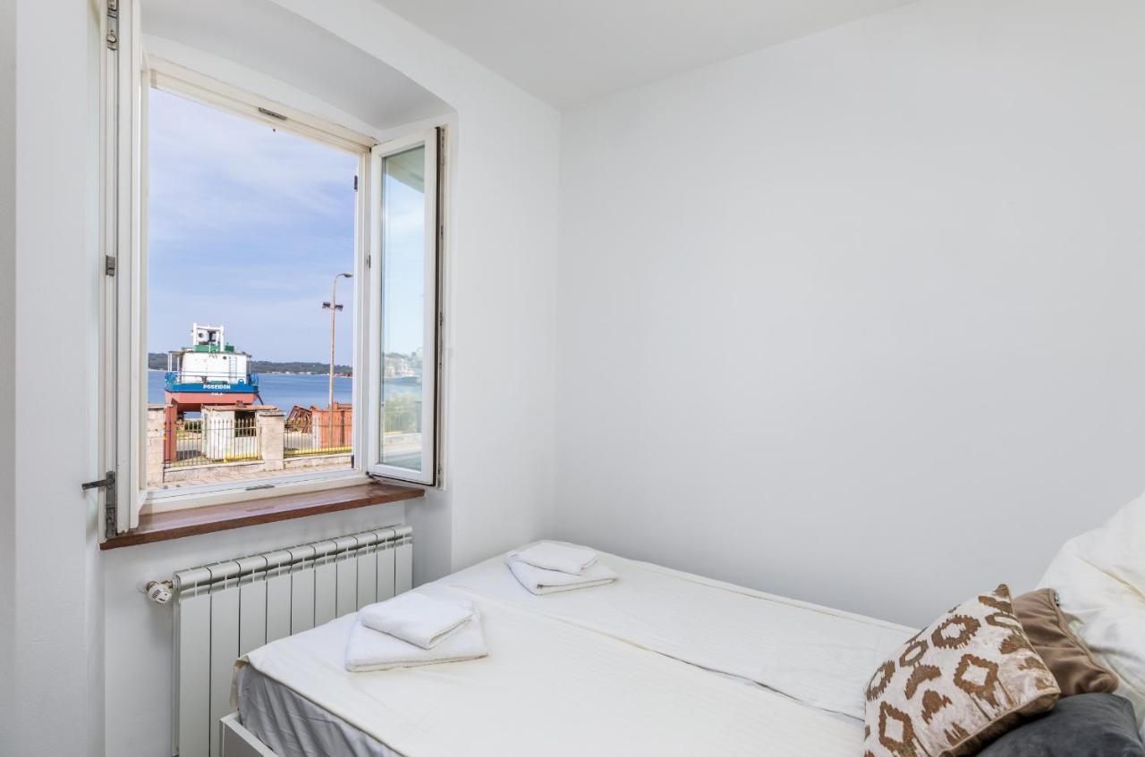 Apartment Augusto - Sea view Pola Esterno foto